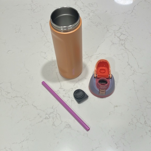 Tangy Tangerine Owala 24 Oz Insulated Water Bottle - Picture 4 of 8